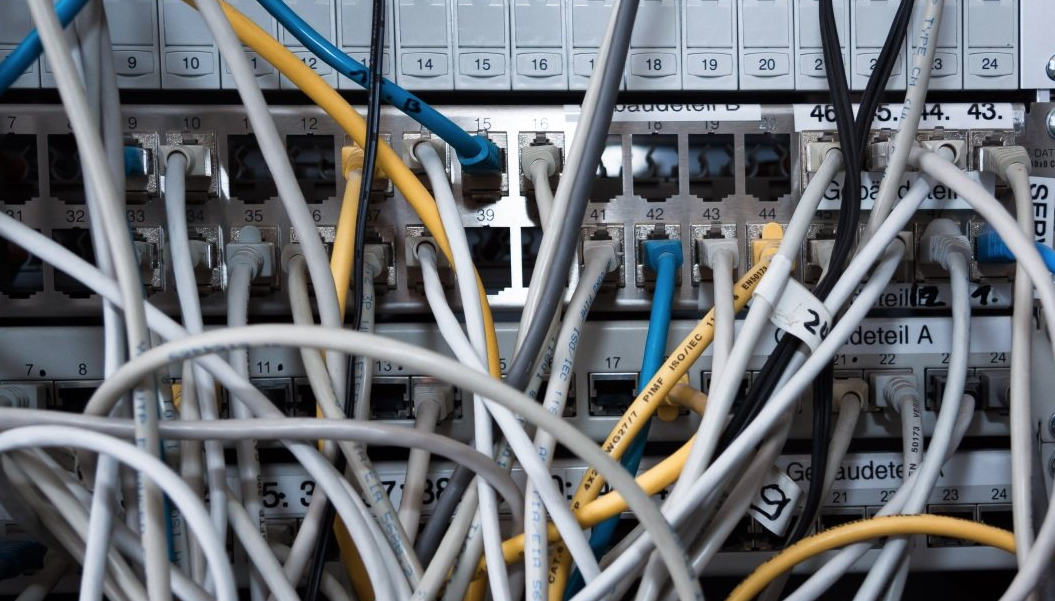 什么因素影響帶寬，造成網(wǎng)絡(luò)擁塞等問題?